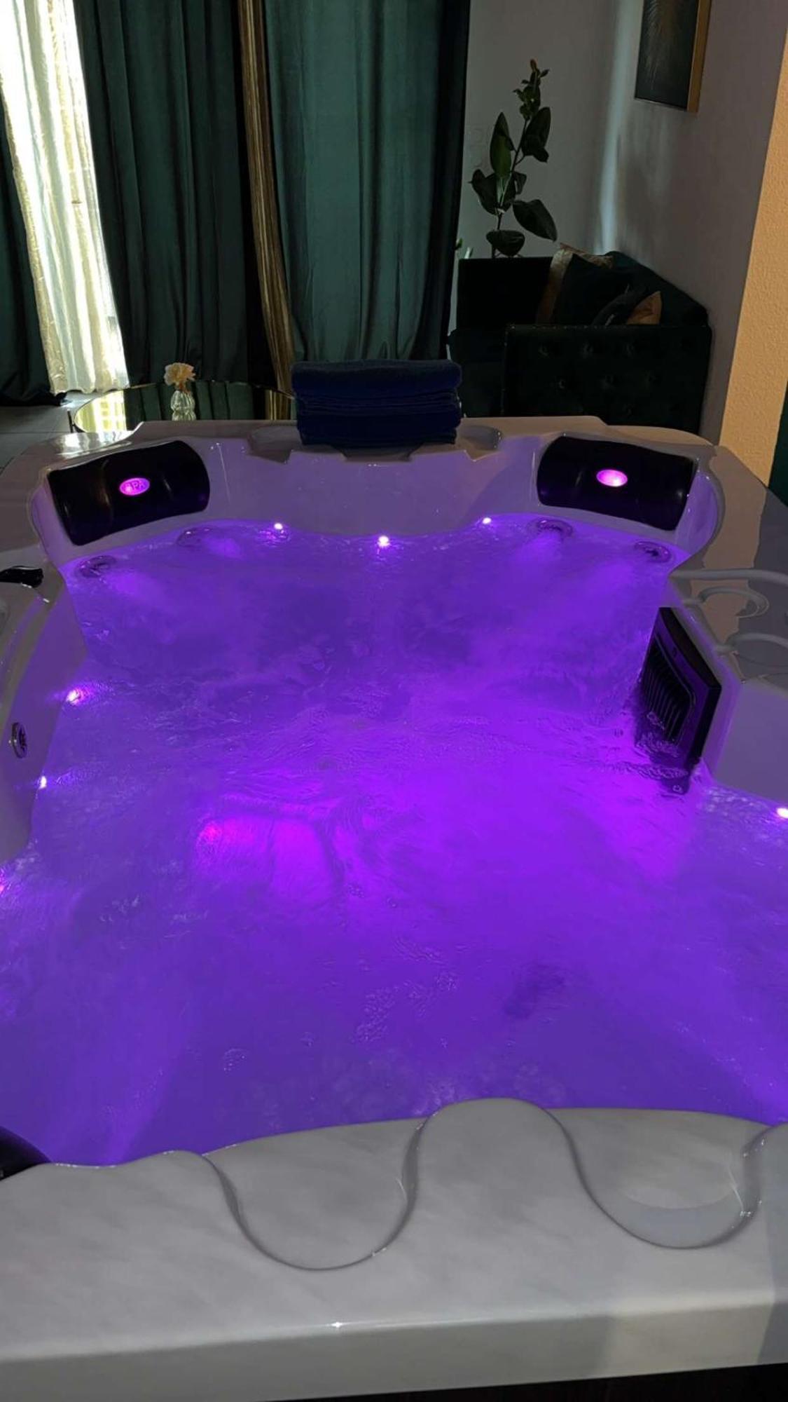 Suite Jacuzzi "Spa Privatif " Appartement Jacuzzi トゥールーズ エクステリア 写真