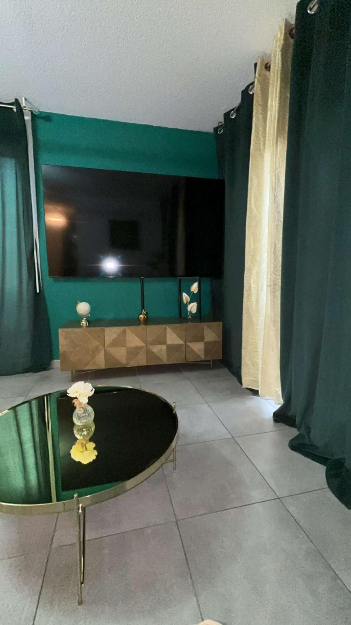 Suite Jacuzzi "Spa Privatif " Appartement Jacuzzi トゥールーズ エクステリア 写真